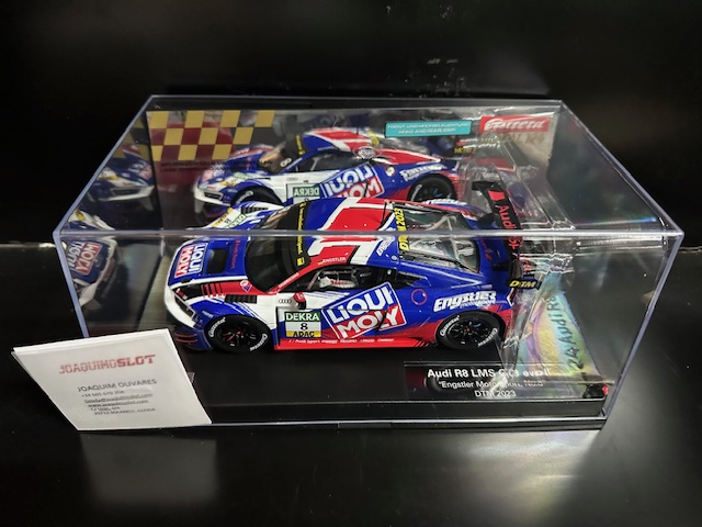 Carrera DIGITAL 124 23966 Audi R8 LMS GT3 Nº8